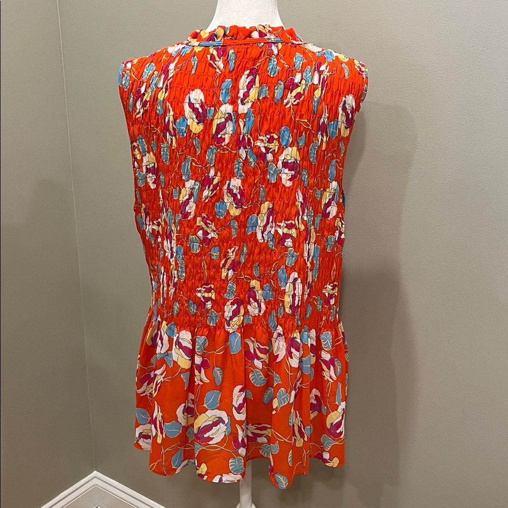 Rose + Olive Floral Sleeveless V-neck Smocked Blouse - Picture 6 of 9